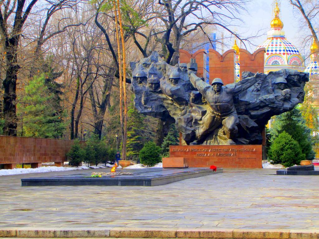 Guest House On Kaldaiakova 38 Almaty Exteriér fotografie