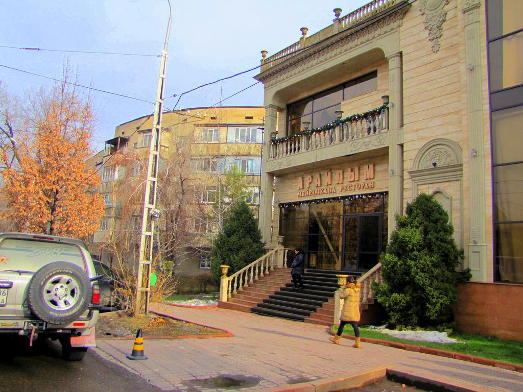 Guest House On Kaldaiakova 38 Almaty Exteriér fotografie